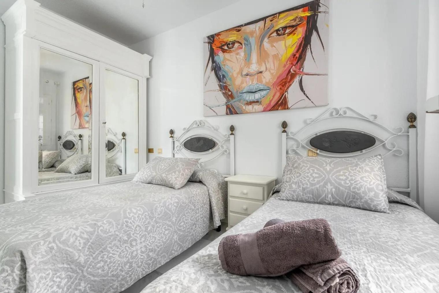 Amazing Penthouse On The Beach, Sea Views, Wifi, Airconditioning And Parking Torrevieja Exterior foto