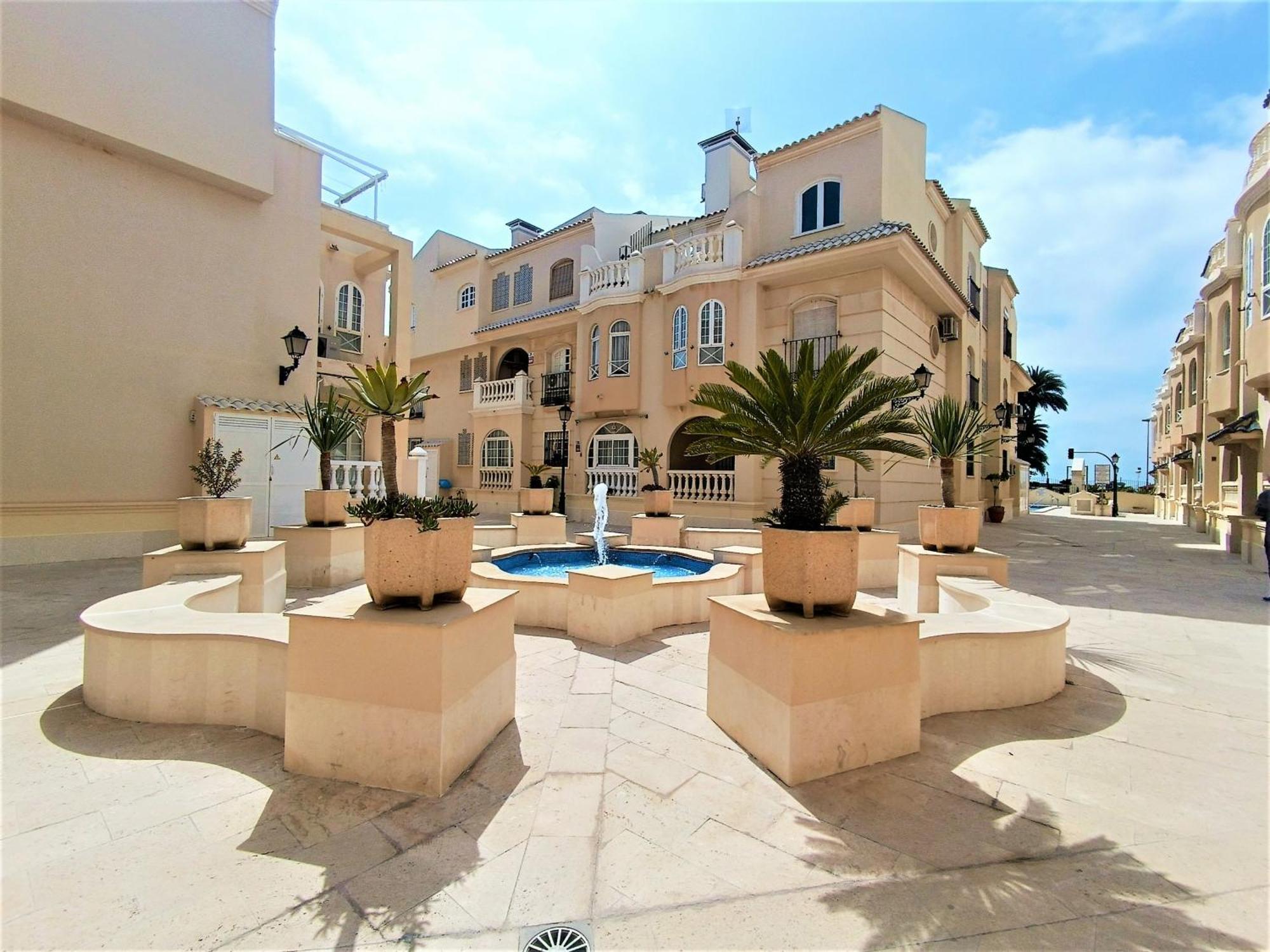 Amazing Penthouse On The Beach, Sea Views, Wifi, Airconditioning And Parking Torrevieja Exterior foto